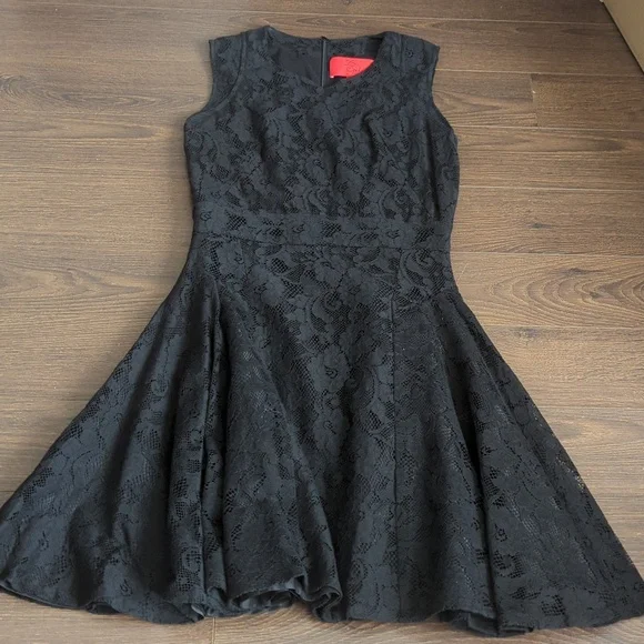 Zac Poison Z Spoke Black Lace Dress - Picture 8 of 13